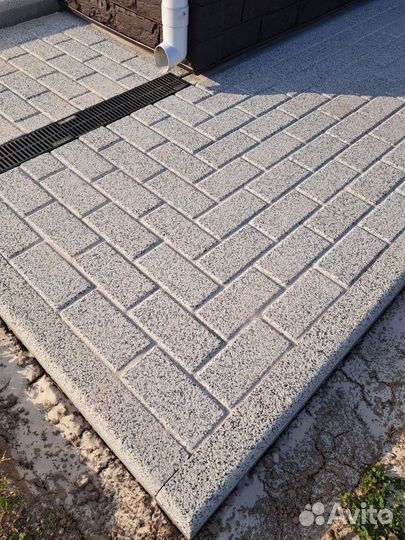 Бригада строителей