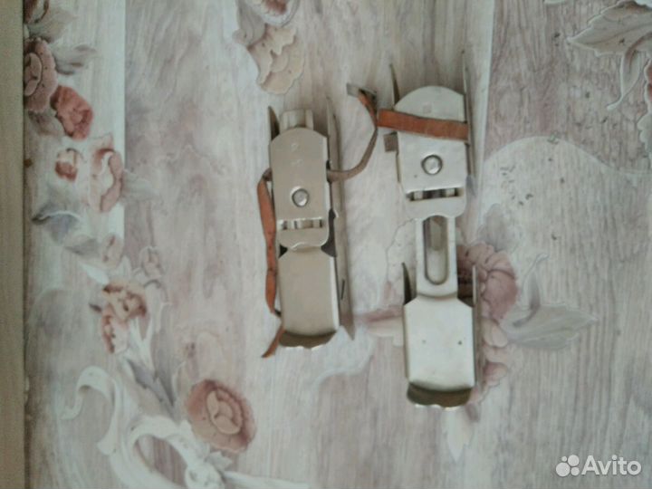 Коньки 2х полосчатые СССР