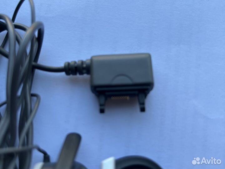 Наушники проводные,гарнитура,SonyEricsson, HPM70