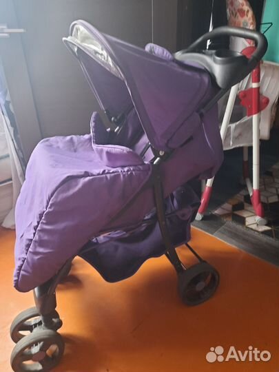Прогулочная коляска
