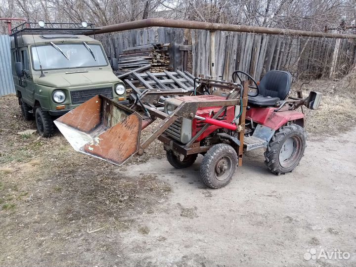 Мини-трактор КУРГАНМАШЗАВОД КМЗ-012, 2000