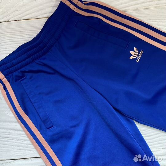 Спортивные штаны на девочку 140