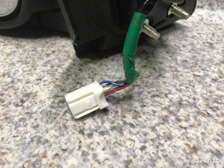 Зеркало левое Mitsubishi Lancer 10 2007