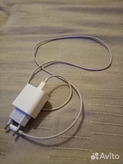 Зарядное устройство для iPhone