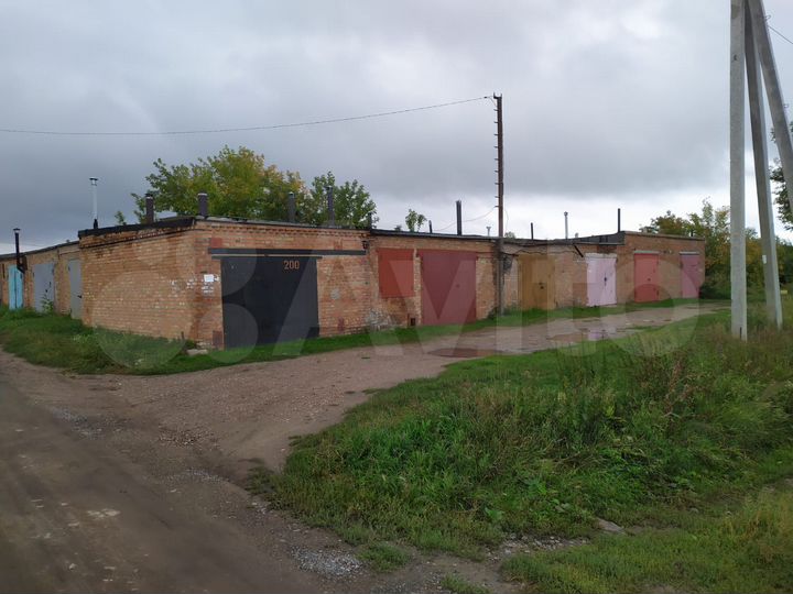 Гараж, > 30 м²