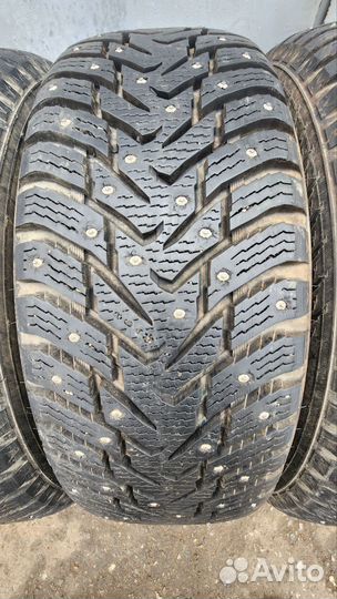 Nokian Tyres Hakkapeliitta 8 SUV 235/55 R20