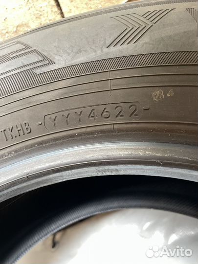 Yokohama BluEarth-XT AE61 215/65 R16 98H