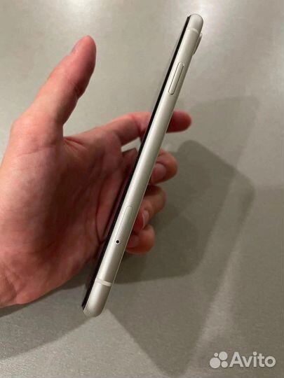 Телефон iPhone хр 128 гб