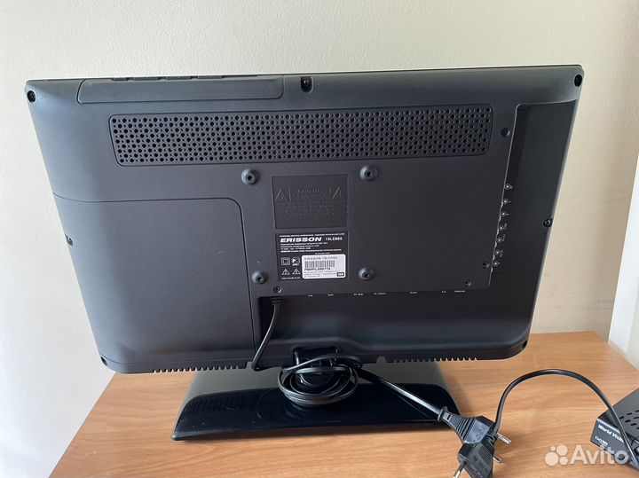 Телевизор Erisson 19len60 + ресивер в подарок