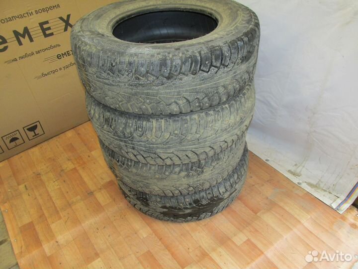 Nokian Tyres Hakkapeliitta 5 245/70 R17