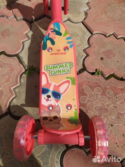 Самокат трехколесный Kreiss с корзиной