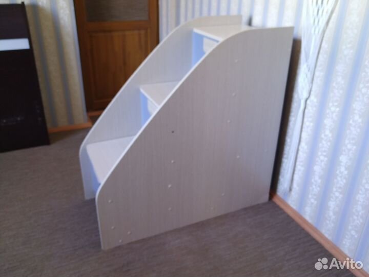 Детский комод горка-лестница