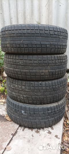 Yokohama Ice Guard IG30 205/55 R16