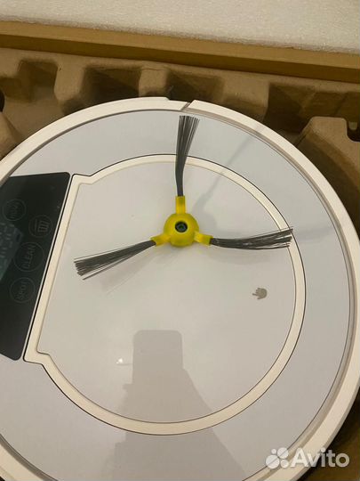 Робот пылесос Noer