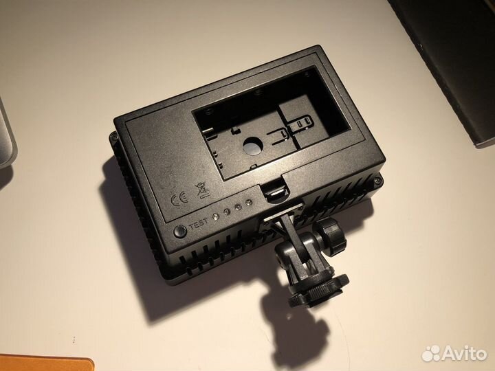 Накамерный свет