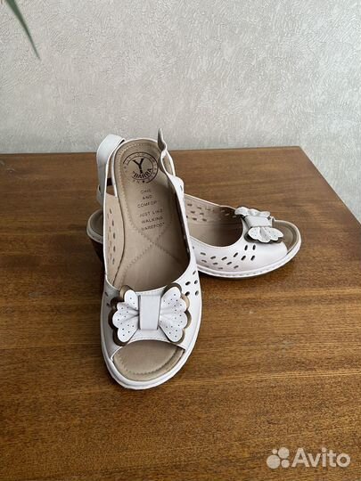 Босоножки женские 38 размер