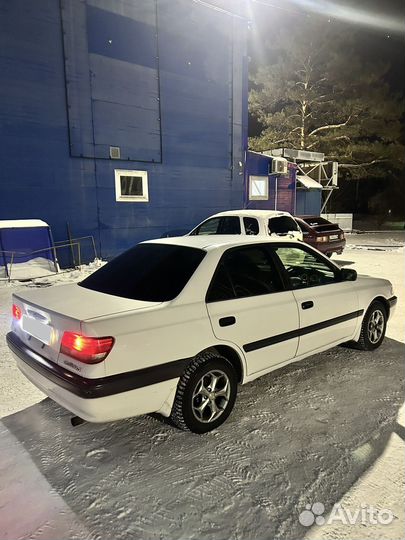 Toyota Carina 1.5 МТ, 1996, 250 000 км