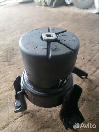 Опора двс передняя Toyota, lexus