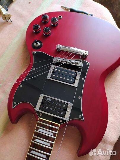 Гитара Grass Roots SG