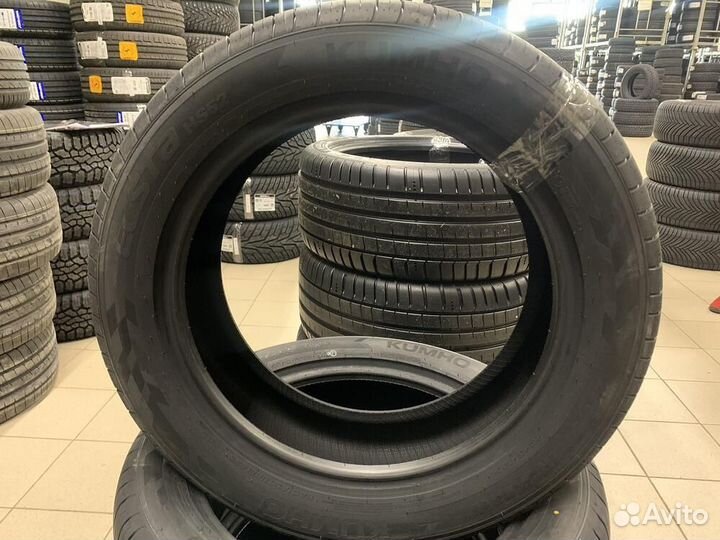 Kumho Ecsta HS52 225/50 R18 99