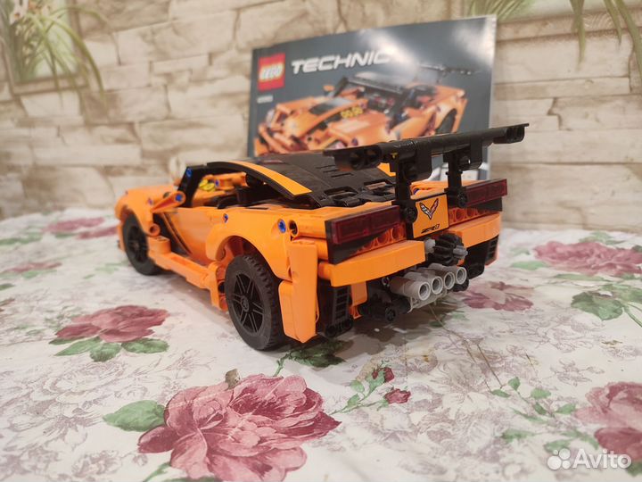 Lego Technic 42093 Chevrolet Corvette ZR1