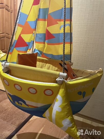 Детская качель подвесная