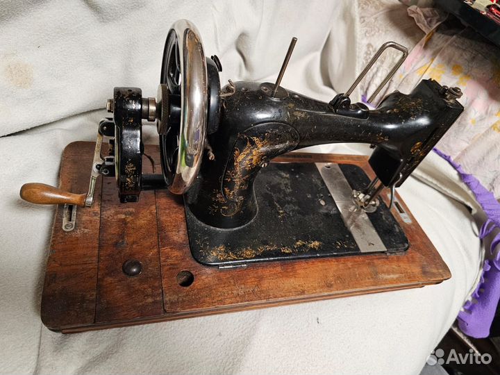 Швейная машинка Кайзер