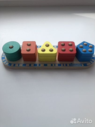 Развивающие игрушки