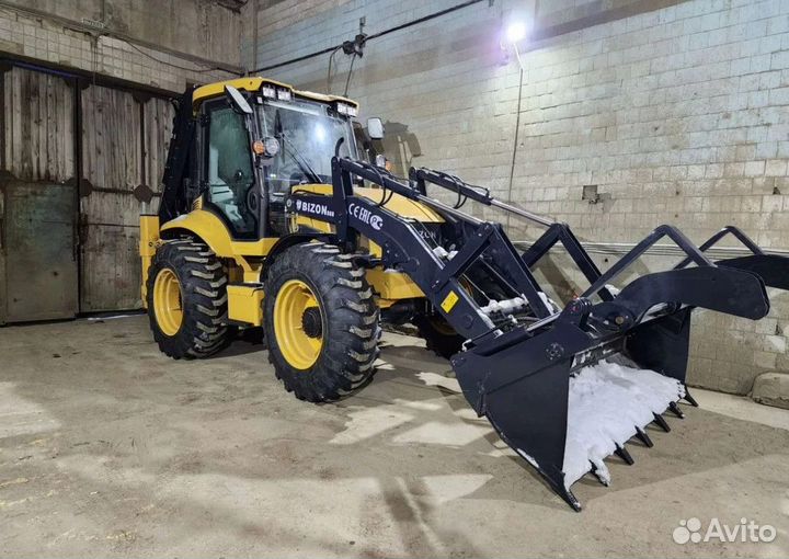 Машинист экскаватора JCB