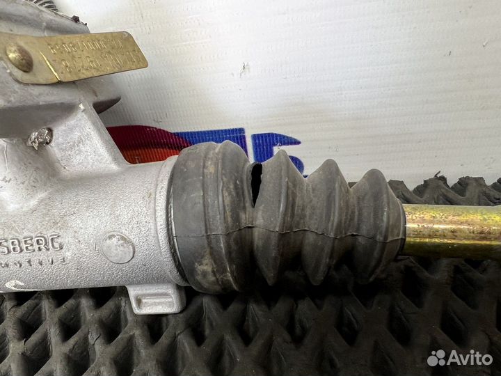 1927829 Цилиндр сцепления главный