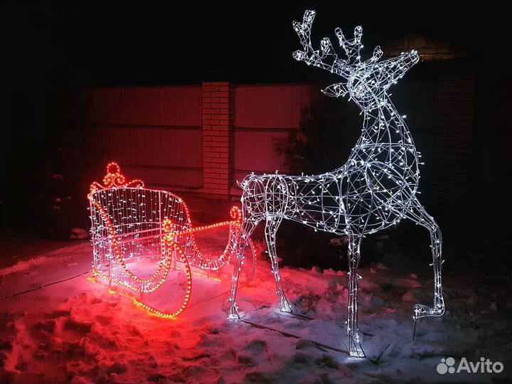 Новогодние световые фигуры и надписи