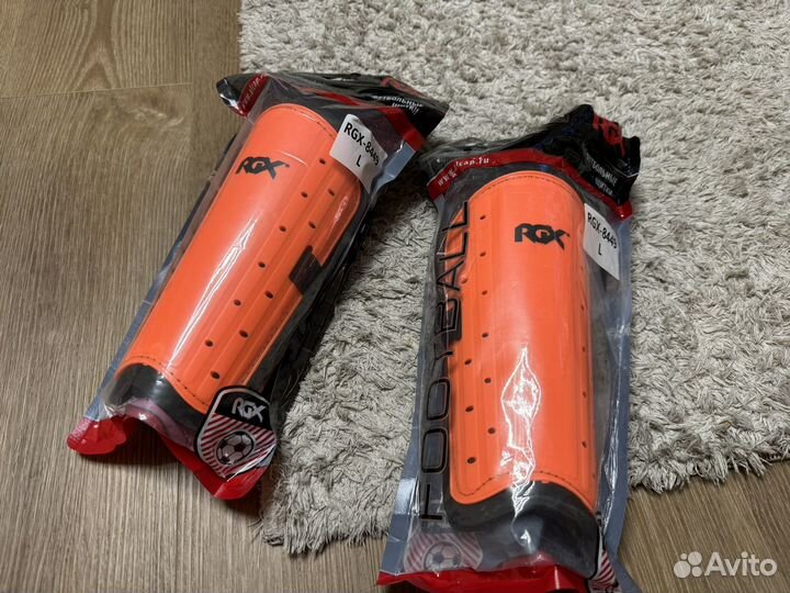 Футбольные щитки RGX размер L