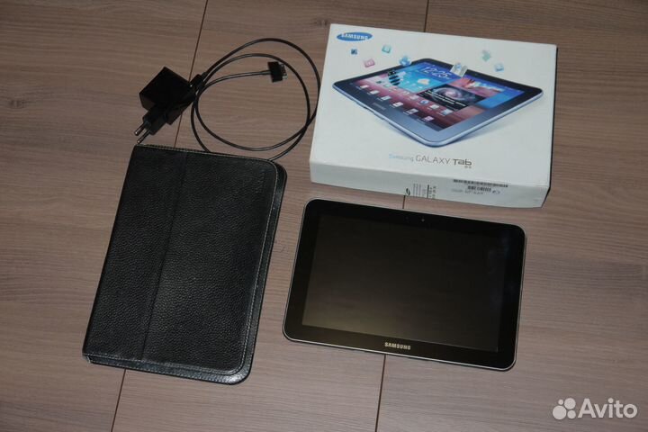 Планшет Samsung Galaxy Tab 8.9 P7300
