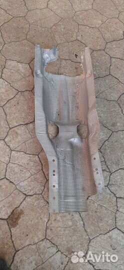 Теплозащитный экран Mercedes W203 W211