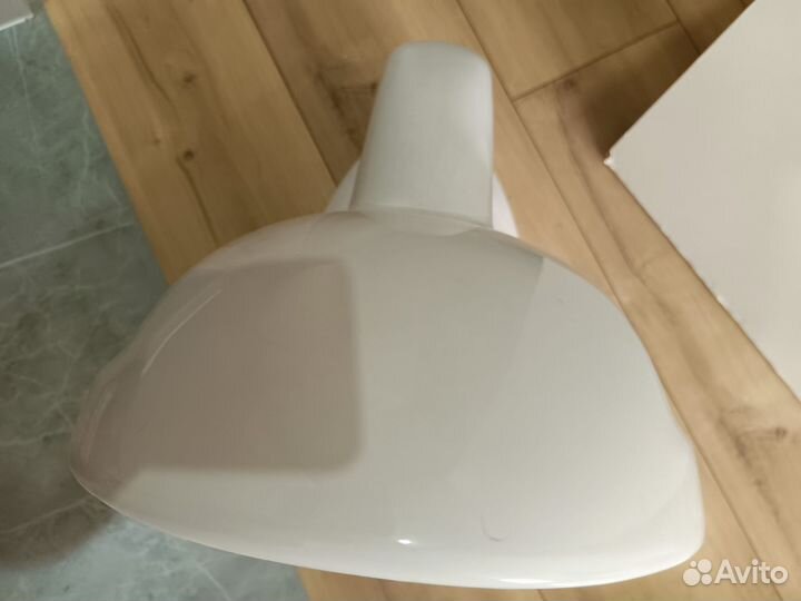 Подвесной унитаз для инсталляции Vitra