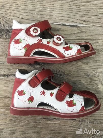 Летние сандалии на девочку 29р