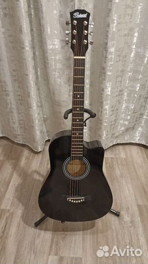Гитара новая