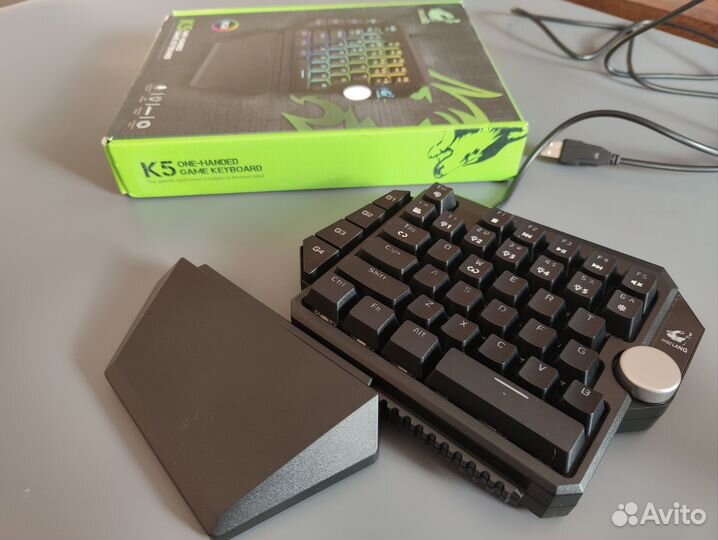 Игровая клавиатура с подсветкой