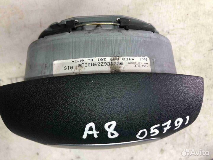 Подушка безопасности водителя Audi A8 D3 (4E) 2007