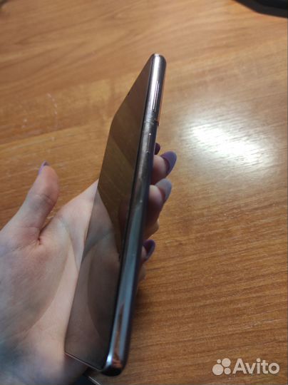 Samsung Galaxy S21 5G, 8/256 ГБ