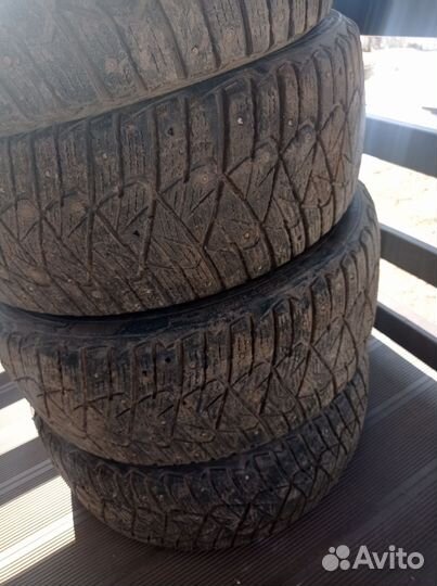 Dunlop Ice Touch 225/45 R17