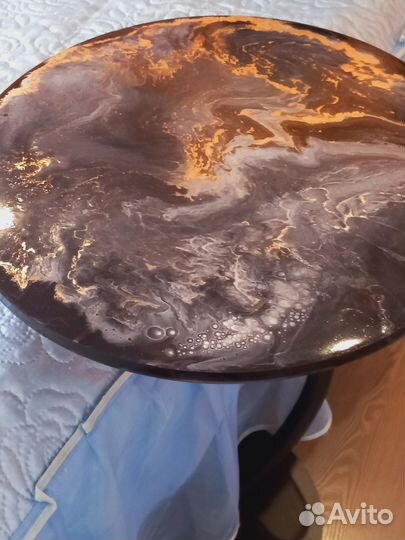 Журнальный столик