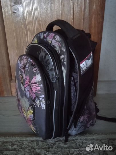 Рюкзак с ортопедической спинкой