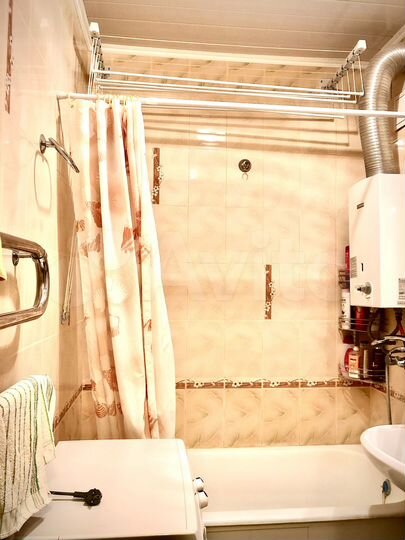 2-к. квартира, 43,8 м², 3/3 эт.