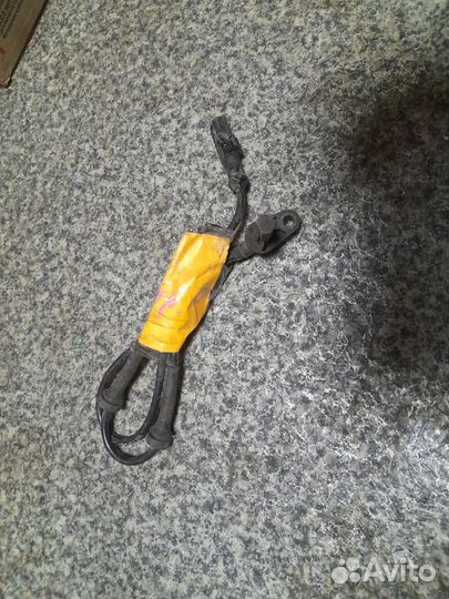 Датчик ABS задний Renault Duster