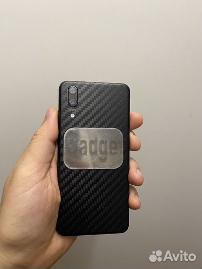 Мобильные телефоны бу Huawei p20