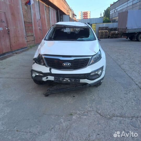 В разборе Kia Sportage 3 SL рестайлинг