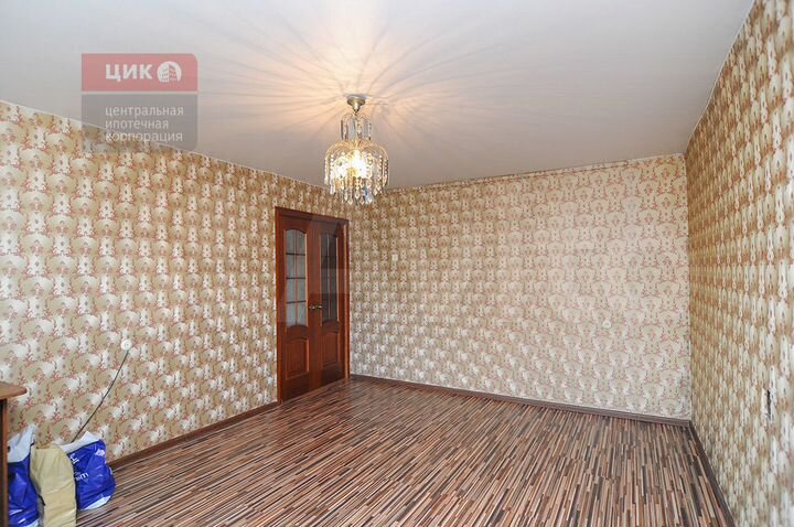 2-к. квартира, 55 м², 5/5 эт.