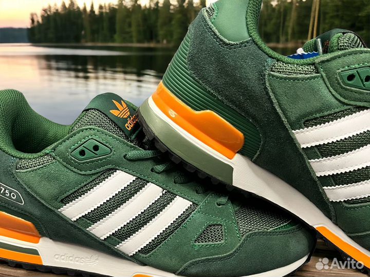 Кроссовки adidas ZX 750