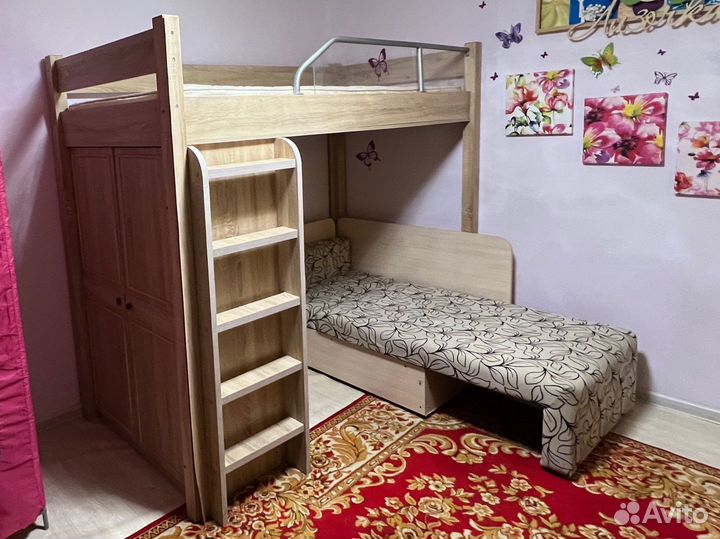 Кровать двухъярусная детская со шкафом
